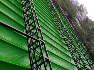 Khi nào nên lắp mái bạt xếp? Giải pháp tối ưu không gian ngoài trời hiệu quả