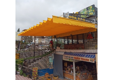 MÁI XẾP QUÁN TRÀ SỮA ĐÀ LẠIT